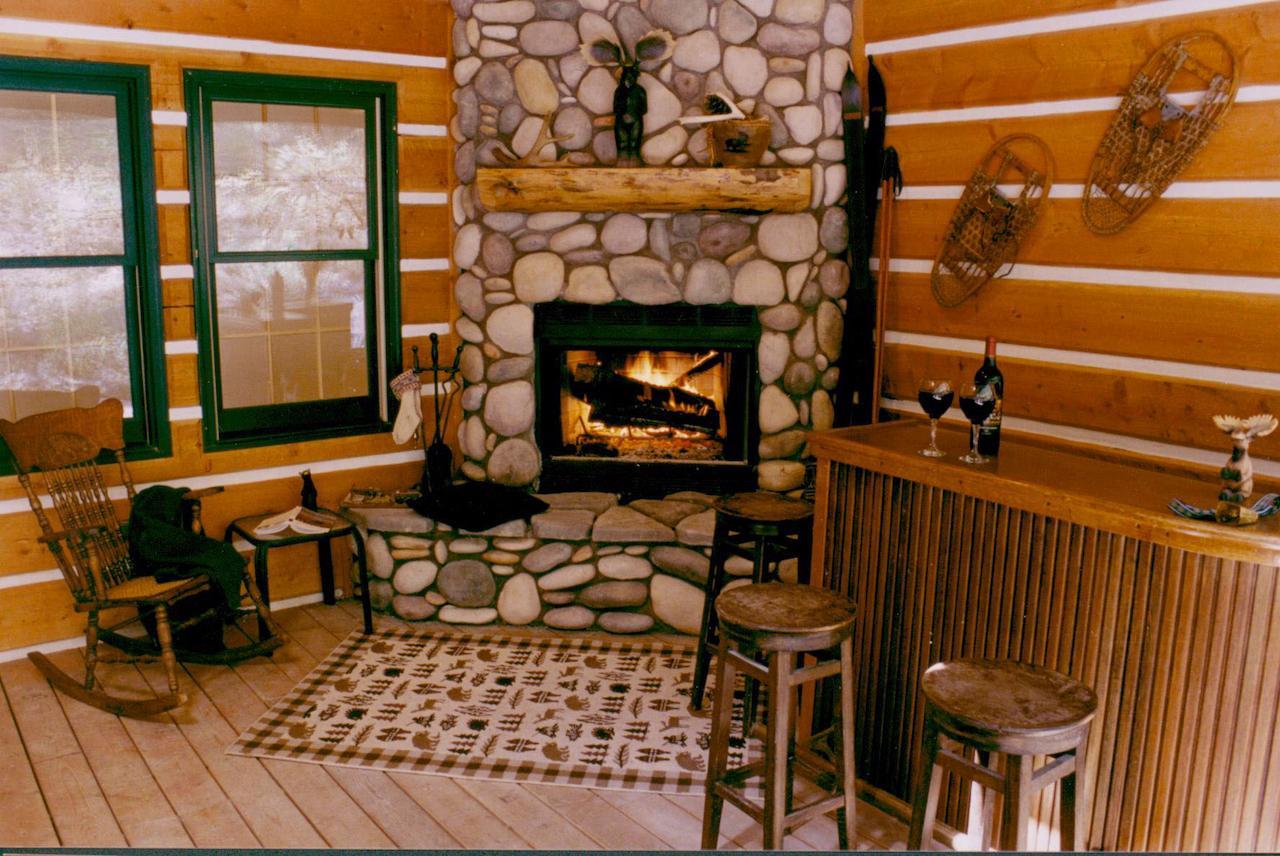 Hidden Moose Lodge Whitefish Bagian luar foto